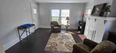 Main picture of 119 S Gordon Dr