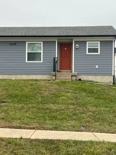 Main picture of 1305B Farmingdale Dr