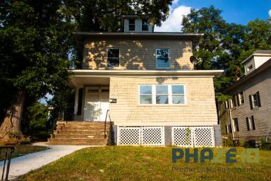Main picture of 2409 Elsinore Ave
