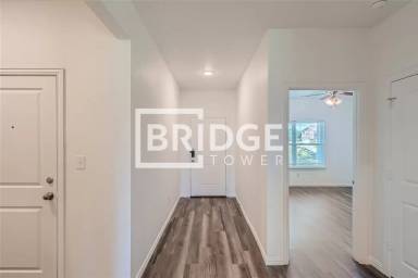 Main picture of 7352 Parkside Place Dr