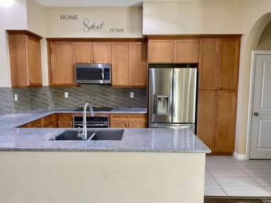 Main picture of 1029 N Citrus Ave