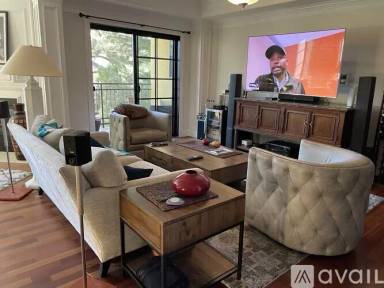 Main picture of 656 Walnut St