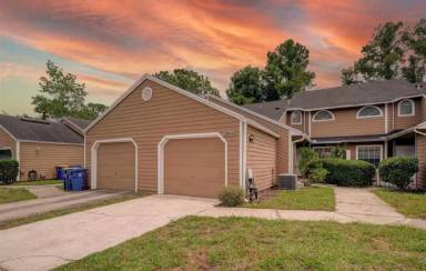 Main picture of 11840 Ashbrook Cir N