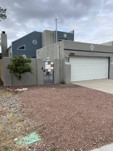 Main picture of 11504 Lawson Ct NE