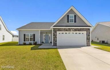 Main picture of 1716 Penncross Dr