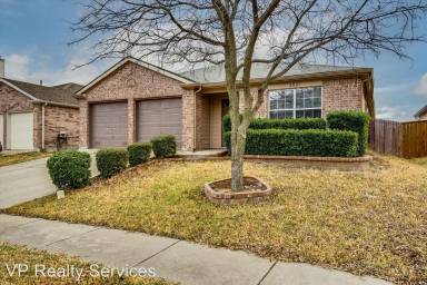 Main picture of 206 Creekview Dr