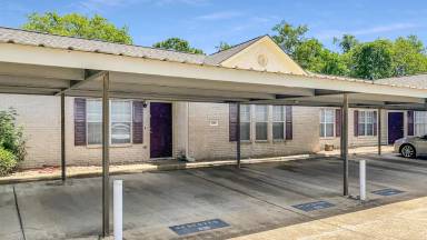 Main picture of 628 Holleman Dr