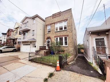 Main picture of 579 Liberty Ave