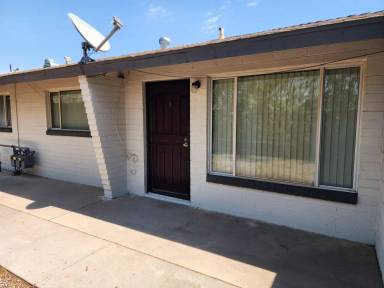 Main picture of 1901 W Weldon Ave