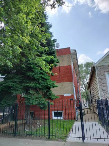 Main picture of 7910 S Muskegon Ave
