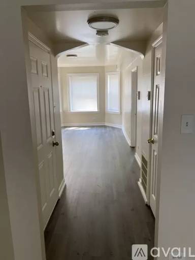 Main picture of 1115-1127 E 81st St Apartments