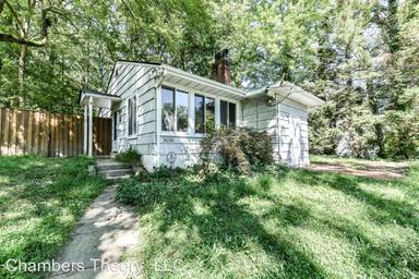 Main picture of 3036 Manor Rd