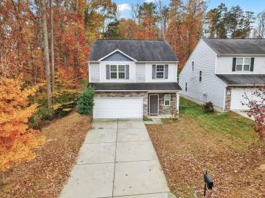 Main picture of 7920 E Lane Dr