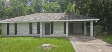 Main picture of 242 E 17th St