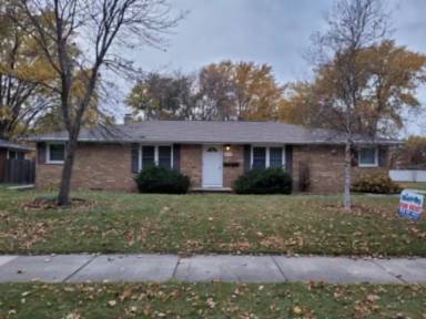 Main picture of 829 Voelker St