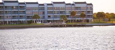 Main picture of 560 Pleasure Island Blvd