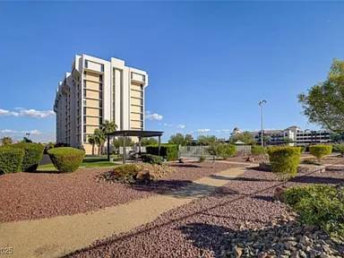 Main picture of Wimbledon Tennis Club Condos