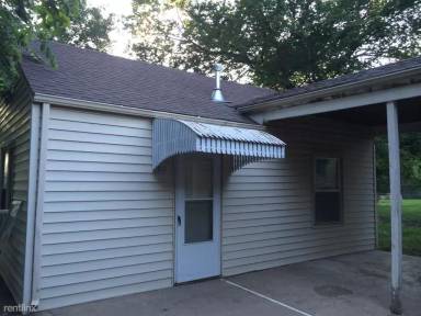 Main picture of 957 N Dellrose Ave