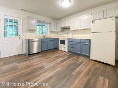 Main picture of 300 NC Highway 54