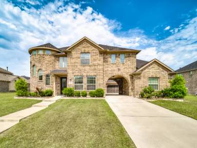 Main picture of 1624 Goldenrod Ln