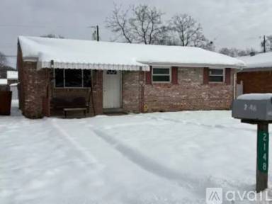 Main picture of 2148 Cardinal Ave
