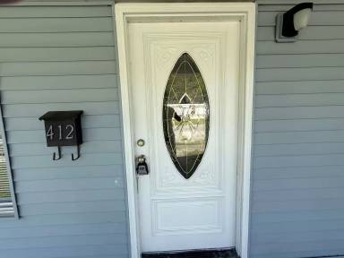 Main picture of 412 W 6th St