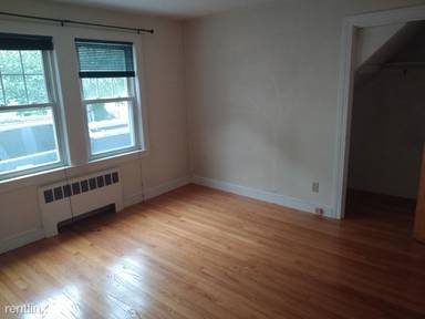 Main picture of 144 Orchard St