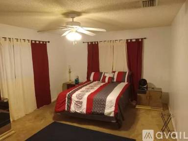 Main picture of 361 Bishop Dr