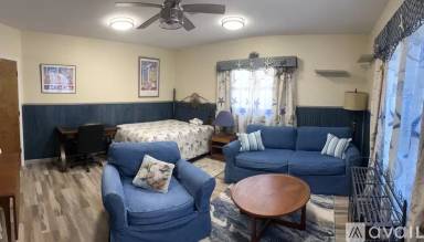 Main picture of 304 W Cervantes St