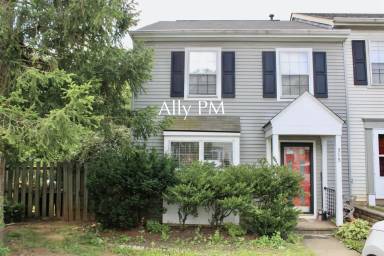 Main picture of 315 Glade Ln