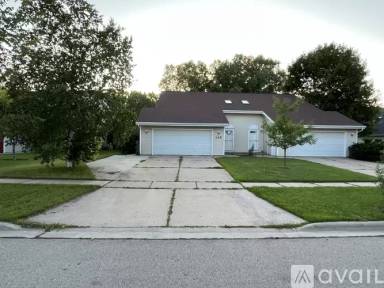 Main picture of 198 Desplaine Rd