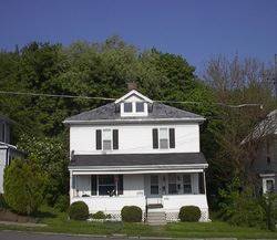 Main picture of 304 1/2 Luther St