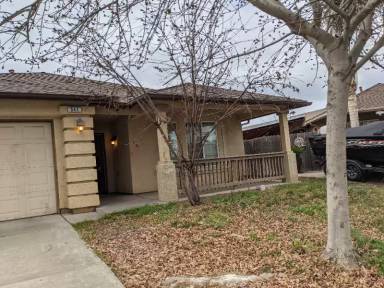 Main picture of 541 John Ct