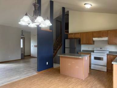 Main picture of 2909 W Frank St