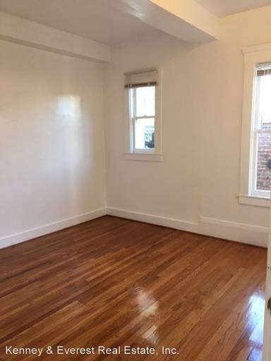 Main picture of 1235 Bush St