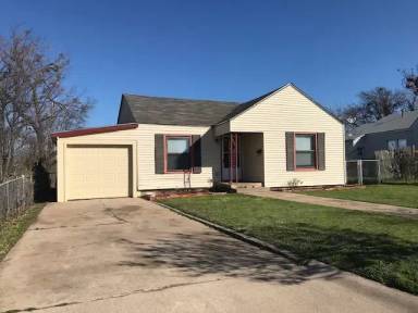 Main picture of 2802 S 10th St