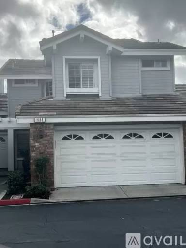 Main picture of 2266 Aspen St