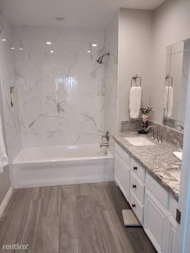 Main picture of 5953 Paseo Encantada