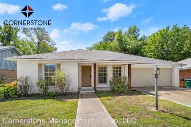 Main picture of 8000 Rosewood Dr