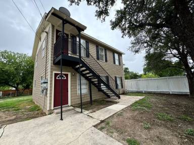Main picture of 508 W Baetz Blvd