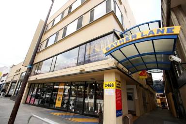 Main picture of 2468 Bancroft Way