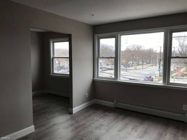 Main picture of 23502 Hillside Ave