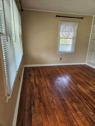 Main picture of 2995 Laney Ave