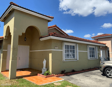 Main picture of 12352 NW 98th Ave