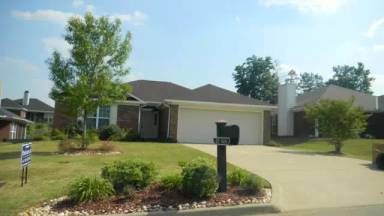 Main picture of 8050 Garrett Pines Dr