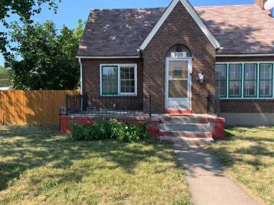 Main picture of 905 N Arthur Ave