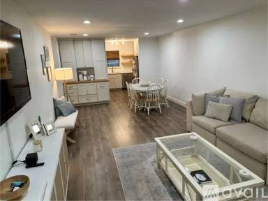 Main picture of 5818 E University Blvd
