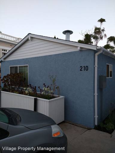 Main picture of 210 Redwood St