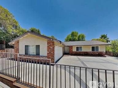 Main picture of 27141 Garza Dr