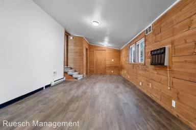 Main picture of 602 Main St